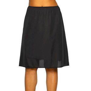 Vanity Fair's Traditional Half Slip, Black (Small)